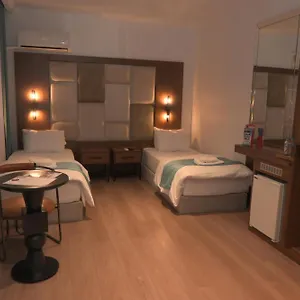 2* Hotel Isle